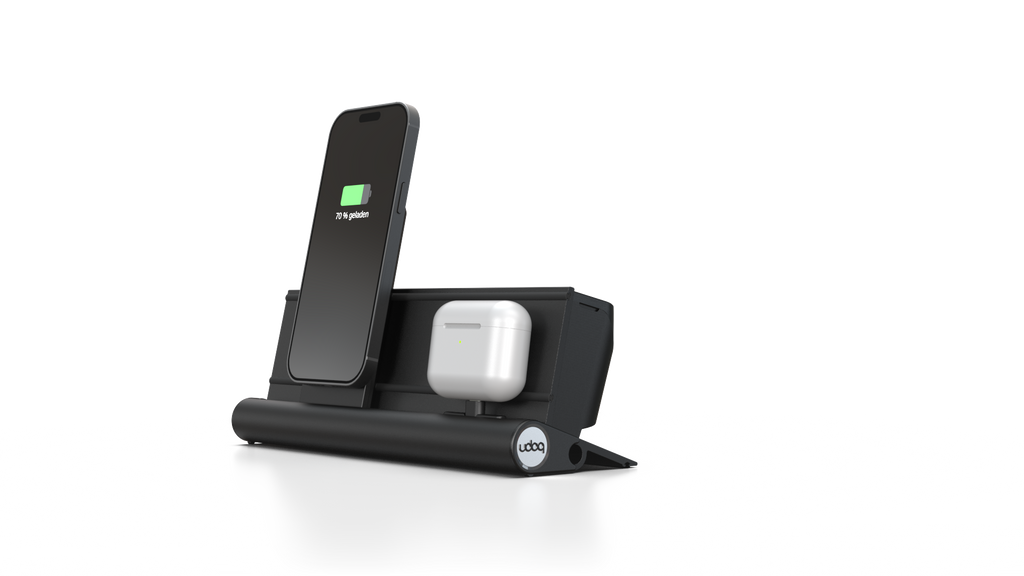 udoq 250 PREMIUM schwarz - 2 fach Ladestation gefräst und eloxiert aus solidem Aluminium. Exklusives Design mit patentierten verschiebbaren Anschlüssen. Lade platzsparend alle iPad, iPhone, AirPods, Apple Watch und Android Geräte mit bis zu 136W.