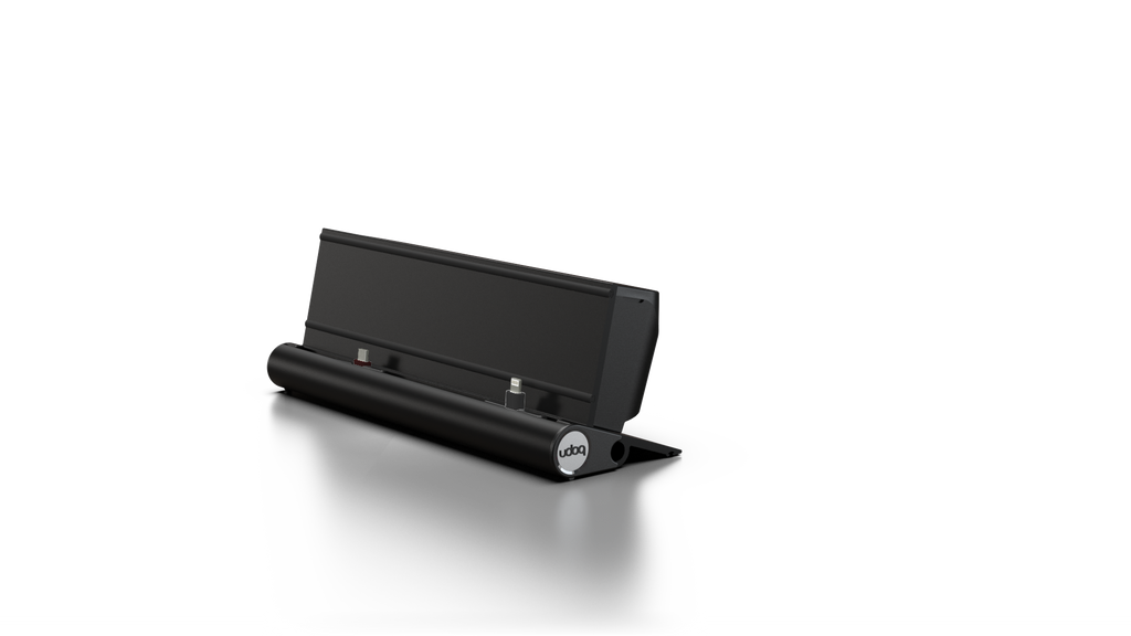 udoq 250 STARTER schwarz - 5 fach Ladestation gefräst und eloxiert aus solidem Aluminium. Exklusives Design mit patentierten verschiebbaren Anschlüssen. Lade platzsparend alle iPad, iPhone, AirPods, Apple Watch und Android Geräte mit bis zu 136W.