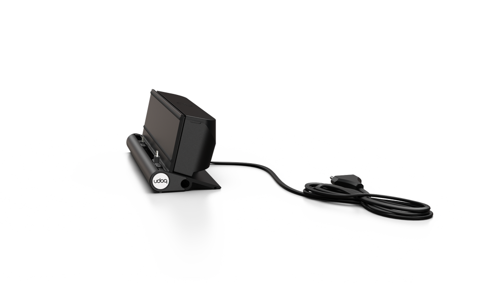 udoq 250 STARTER schwarz - 5 fach Ladestation gefräst und eloxiert aus solidem Aluminium. Exklusives Design mit patentierten verschiebbaren Anschlüssen. Lade platzsparend alle iPad, iPhone, AirPods, Apple Watch und Android Geräte mit bis zu 136W.