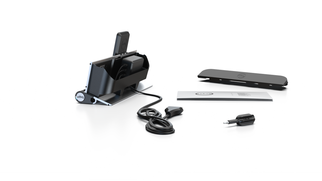 udoq 250 PREMIUM silber - 2 fach Ladestation gefräst und eloxiert aus solidem Aluminium. Exklusives Design mit patentierten verschiebbaren Anschlüssen. Lade platzsparend alle iPad, iPhone, AirPods, Apple Watch und Android Geräte mit bis zu 136W.