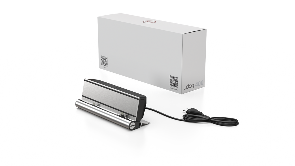 udoq 250 STARTER silber - 5 fach Ladestation gefräst und eloxiert aus solidem Aluminium. Exklusives Design mit patentierten verschiebbaren Anschlüssen. Lade platzsparend alle iPad, iPhone, AirPods, Apple Watch und Android Geräte mit bis zu 136W.