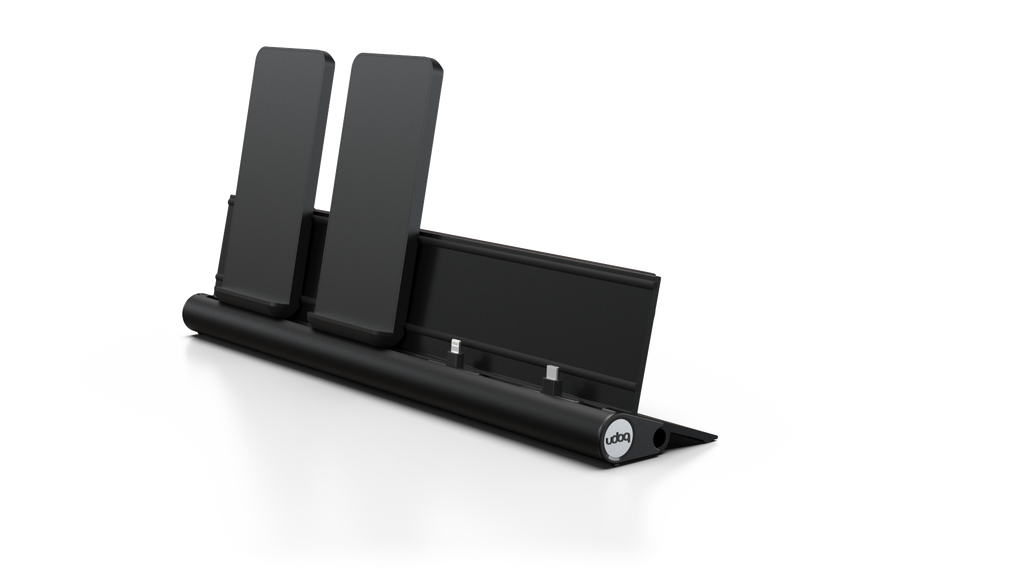 udoq 400 Wireless schwarz - 4 fach Ladestation gefräst und eloxiert aus solidem Aluminium. Exklusives Design mit patentierten verschiebbaren Anschlüssen. Lade platzsparend alle iPad, iPhone, AirPods, Apple Watch und Android Geräte mit bis zu 136W.