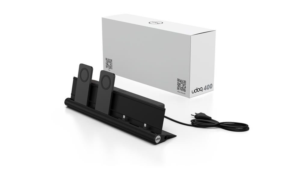 udoq 400 MAGNETIC schwarz - 4 fach Ladestation gefräst und eloxiert aus solidem Aluminium. Exklusives Design mit patentierten verschiebbaren Anschlüssen. Lade platzsparend alle iPad, iPhone, AirPods, Apple Watch und Android Geräte mit bis zu 136W.