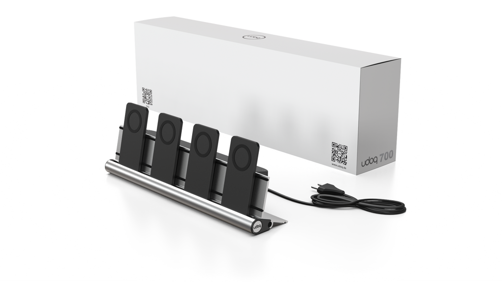 udoq 400 PRO MAGNETIC silber - 4 fach Ladestation gefräst und eloxiert aus solidem Aluminium. Mit 4 Magnetic MagSafe Adaptern für 4 iPhones.