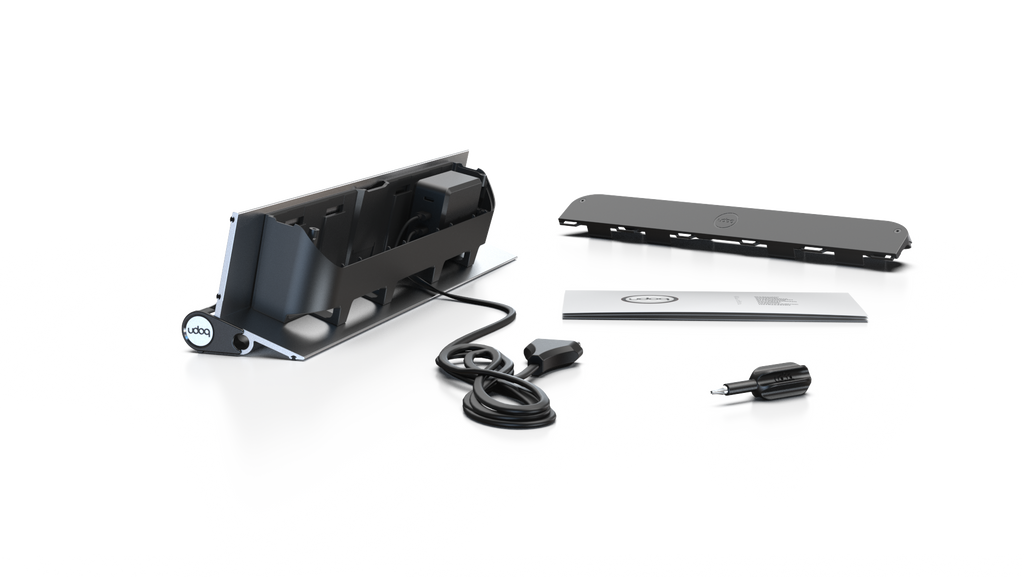 udoq 250 TABLET USB-C silber - 1 fach Ladestation gefräst und eloxiert aus solidem Aluminium. Exklusives Design mit patentierten verschiebbaren Anschlüssen. Lade platzsparend alle iPad, iPhone, AirPods, Apple Watch und Android Geräte mit bis zu 136W.