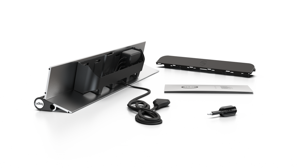udoq 550 STARTER silber - 5 fach Ladestation gefräst und eloxiert aus solidem Aluminium. Exklusives Design mit patentierten verschiebbaren Anschlüssen. Lade platzsparend alle iPad, iPhone, AirPods, Apple Watch und Android Geräte mit bis zu 136W.