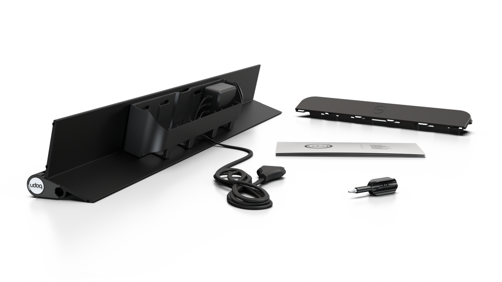 udoq 700 STARTER schwarz - 5 fach Ladestation gefräst und eloxiert aus solidem Aluminium. Exklusives Design mit patentierten verschiebbaren Anschlüssen. Lade platzsparend alle iPad, iPhone, AirPods, Apple Watch und Android Geräte mit bis zu 136W.